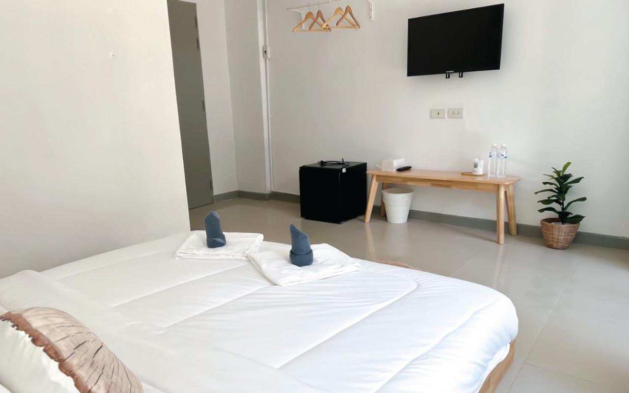 Hotel Baobab Patong Exteriér fotografie